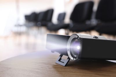 Top 10 greșeli de evitat când alegi un videoproiector  